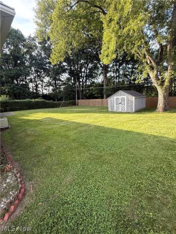 549 N Skyline Drive Seven Hills OH 44131