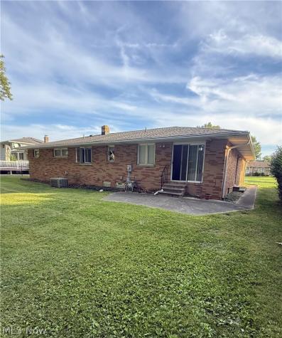 549 N Skyline Drive Seven Hills OH 44131