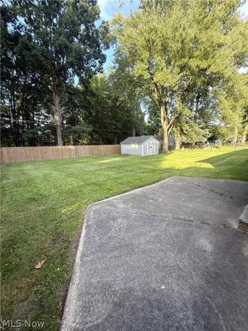 549 N Skyline Drive Seven Hills OH 44131