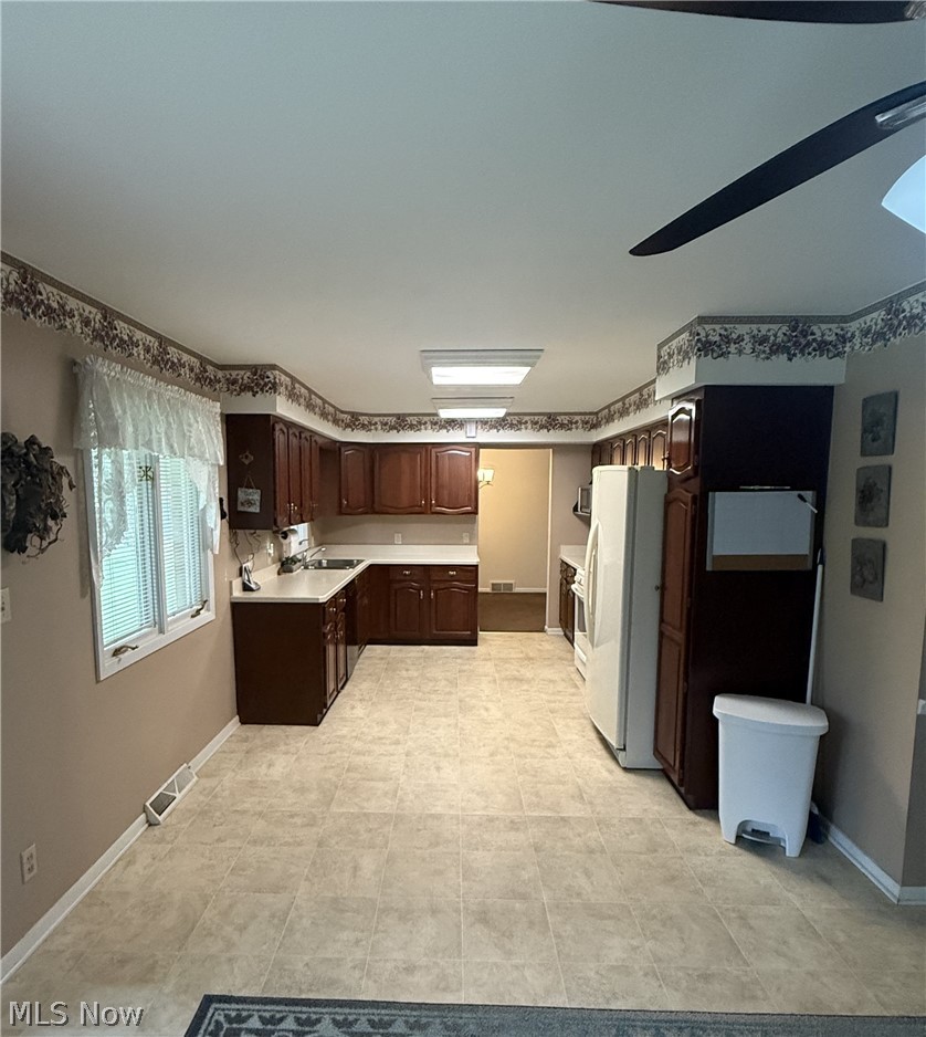 549 N Skyline Drive Seven Hills OH 44131