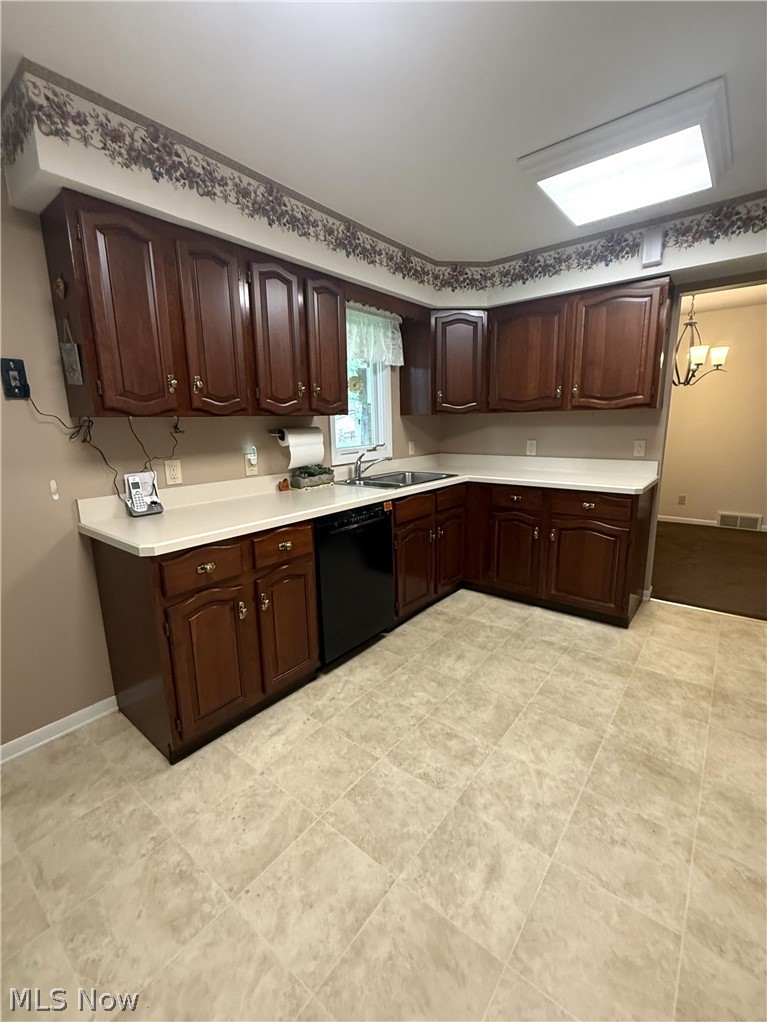 549 N Skyline Drive Seven Hills OH 44131