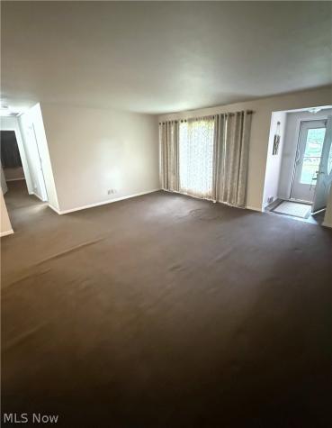 549 N Skyline Drive Seven Hills OH 44131