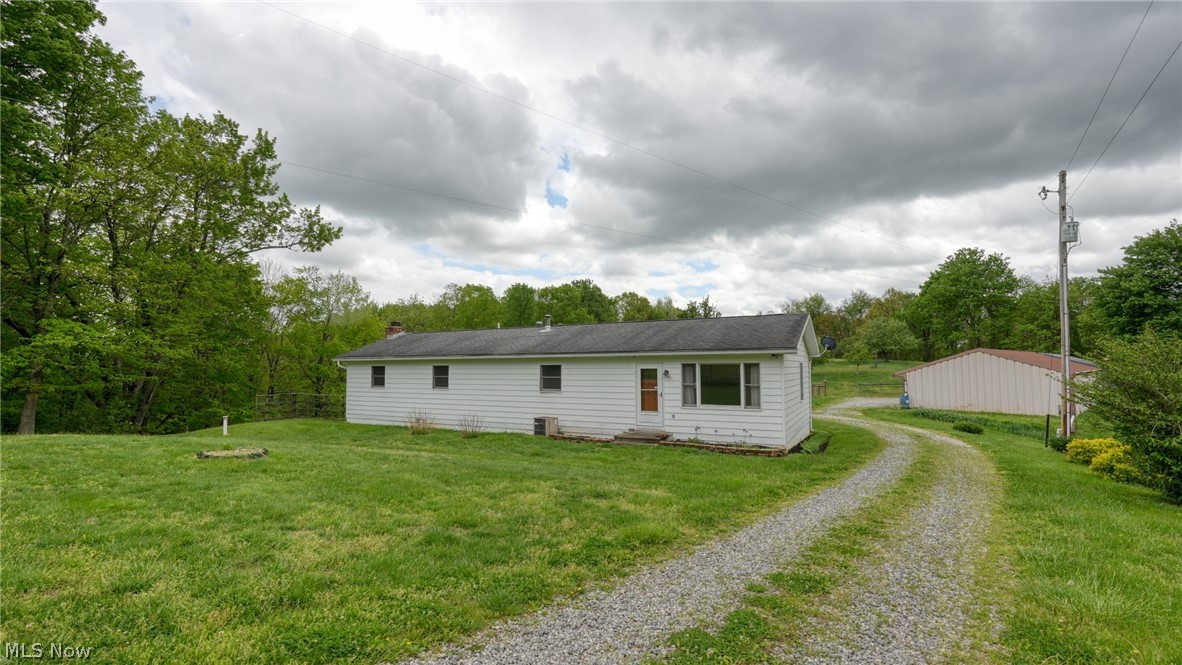 7312 Bowie Road Cambridge OH 43725