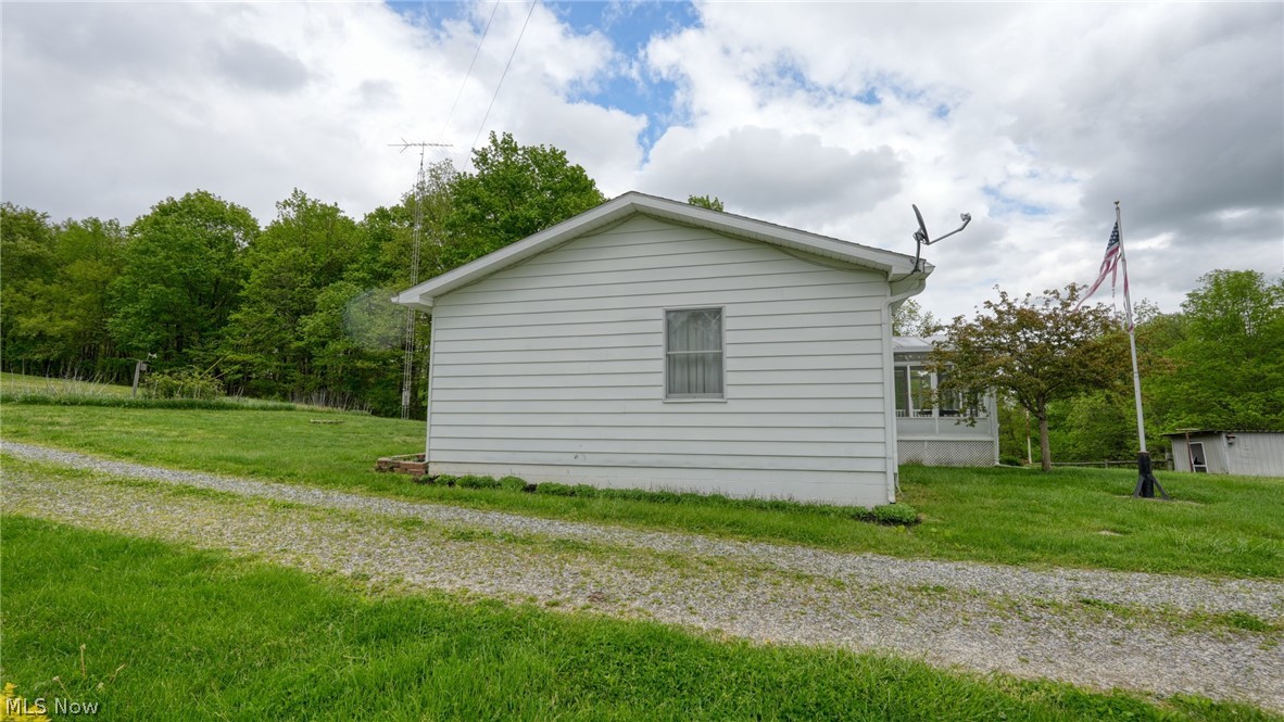 7312 Bowie Road Cambridge OH 43725