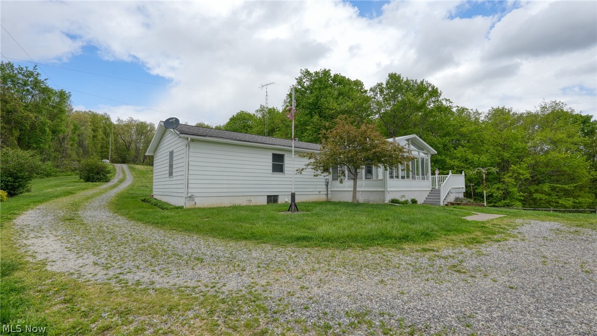 7312 Bowie Road Cambridge OH 43725