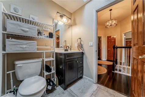 18903 Heritage Trail Strongsville OH 44136