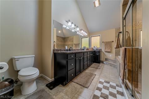 18903 Heritage Trail Strongsville OH 44136