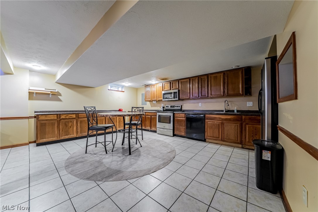18903 Heritage Trail Strongsville OH 44136
