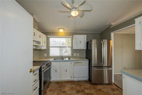 10 Corktree Drive Olmsted Twp OH 44138