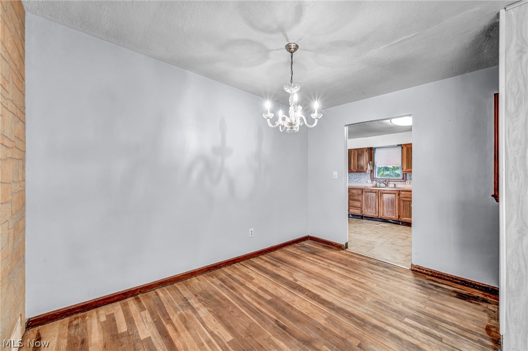 5452 Hauserman Road Parma OH 44130