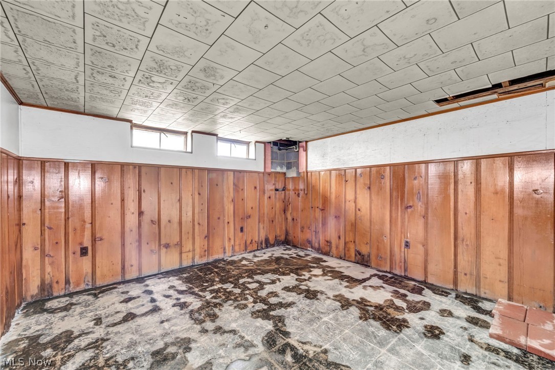 5452 Hauserman Road Parma OH 44130