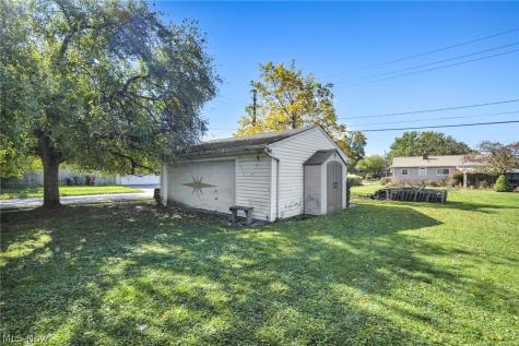 5452 Hauserman Road Parma OH 44130