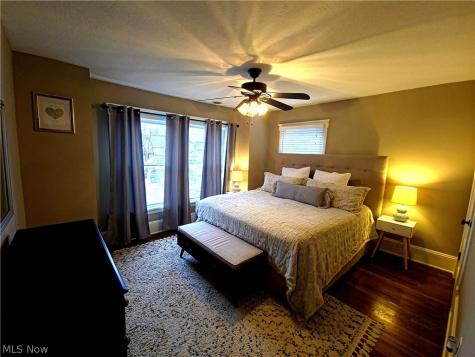 18810 Sloane Avenue Lakewood OH 44107