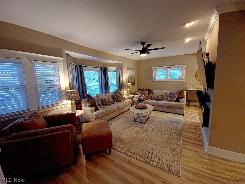 18810 Sloane Avenue Lakewood OH 44107