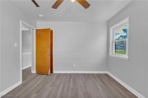 6470 Aylesworth Drive Parma Heights OH 44130