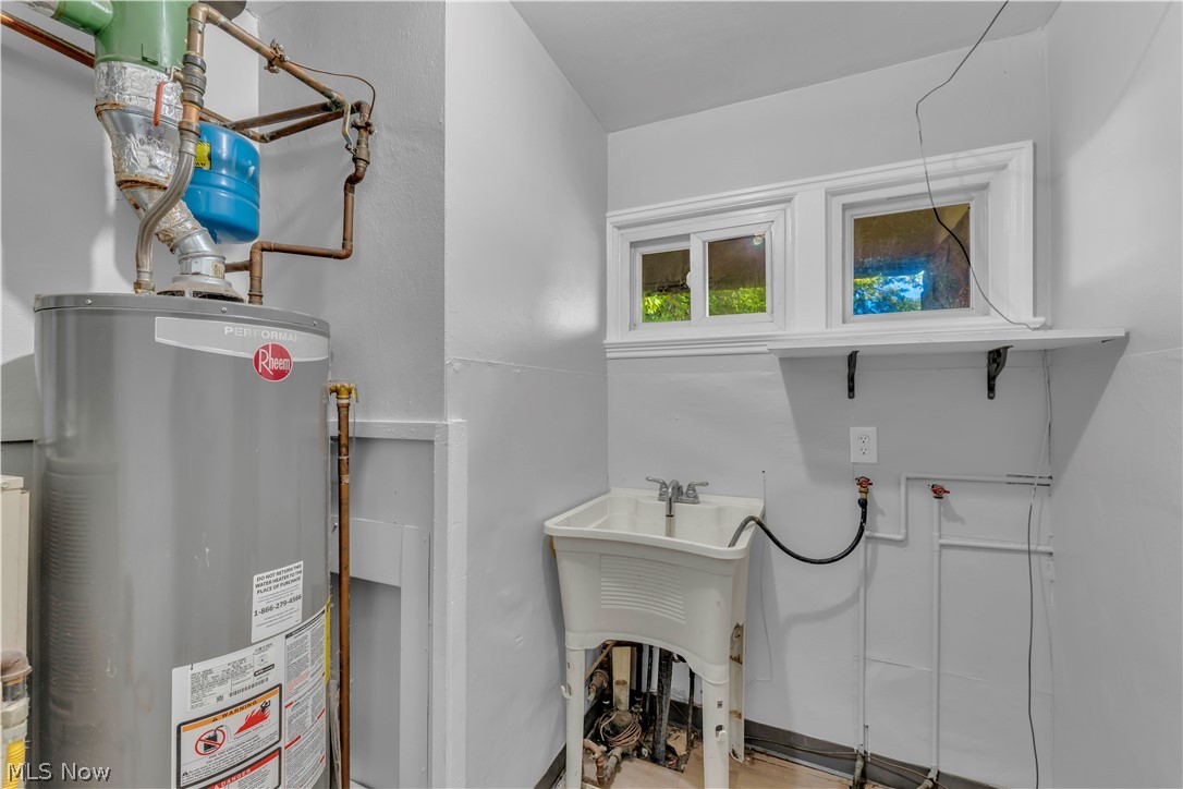 6470 Aylesworth Drive Parma Heights OH 44130
