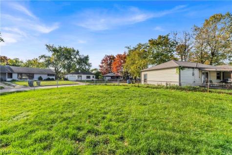 6470 Aylesworth Drive Parma Heights OH 44130