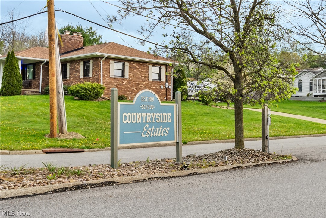 6369 Ridgeview Avenue Austintown OH 44515