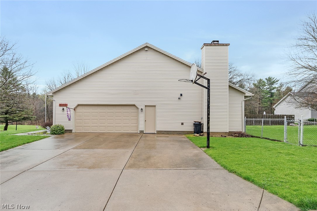 6369 Ridgeview Avenue Austintown OH 44515
