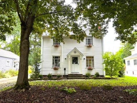 93 Harcourt Drive Akron OH 44313