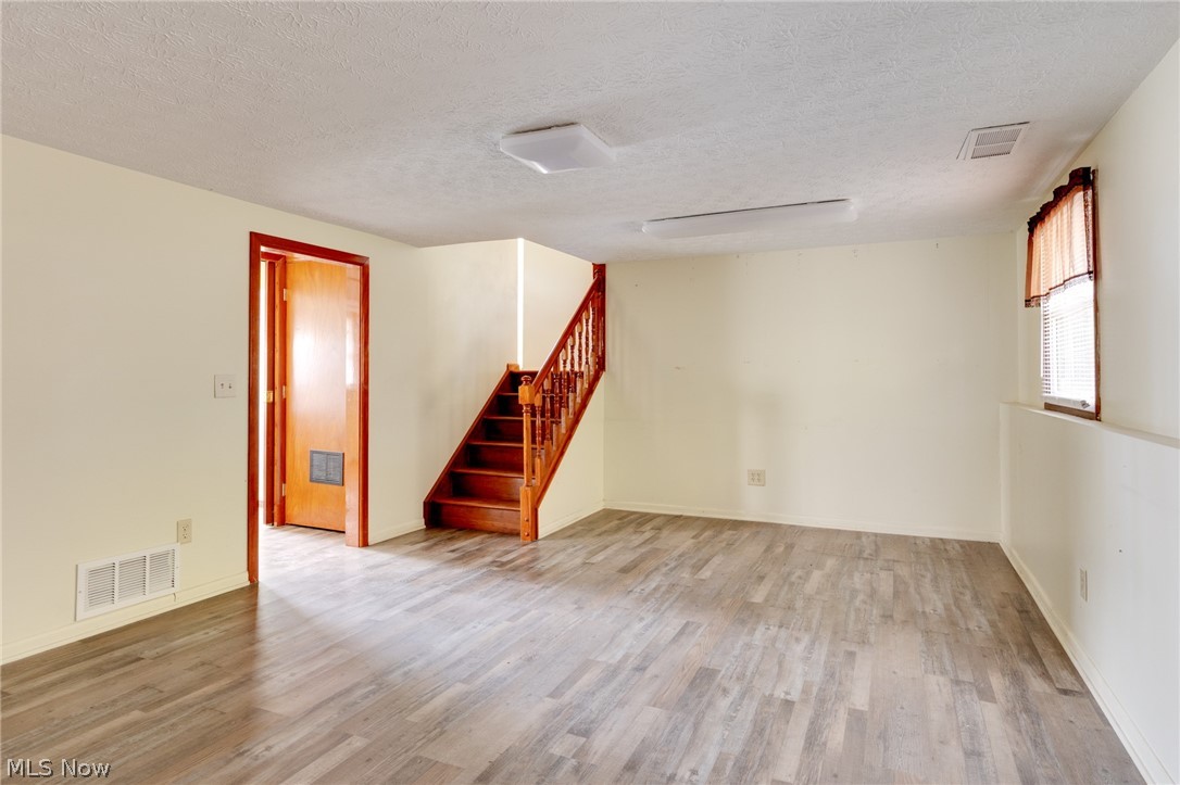 9416 Kieffer Road Mantua OH 44255