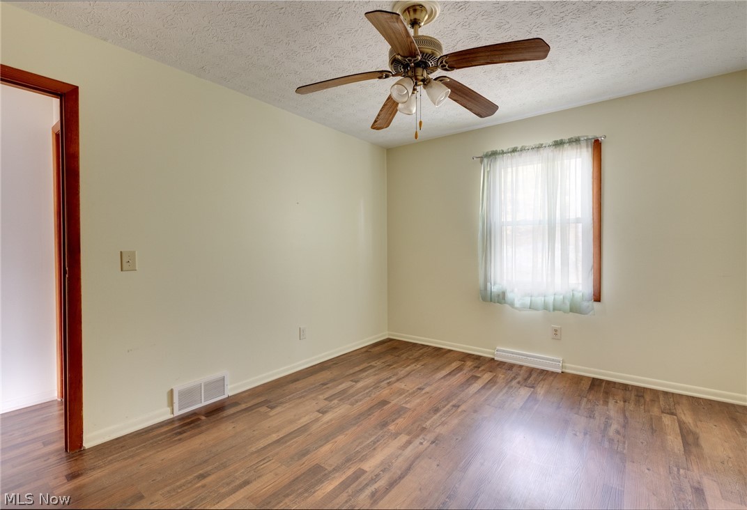 9416 Kieffer Road Mantua OH 44255