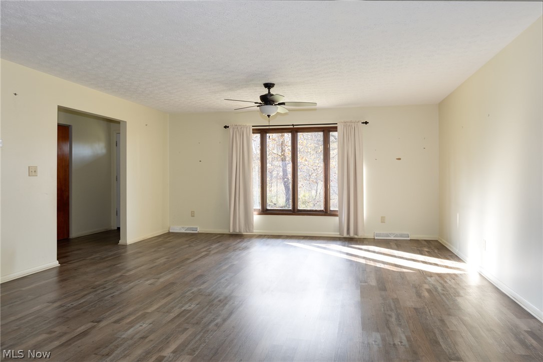 9416 Kieffer Road Mantua OH 44255
