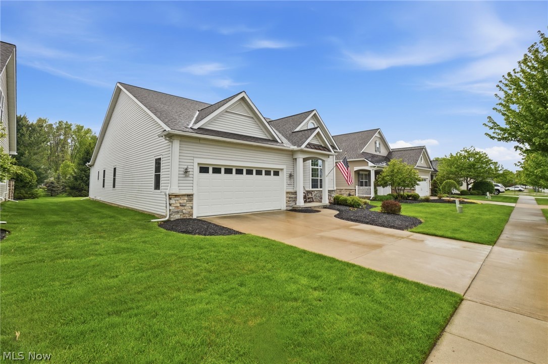 8220 Manor Gate Way Mentor OH 44060