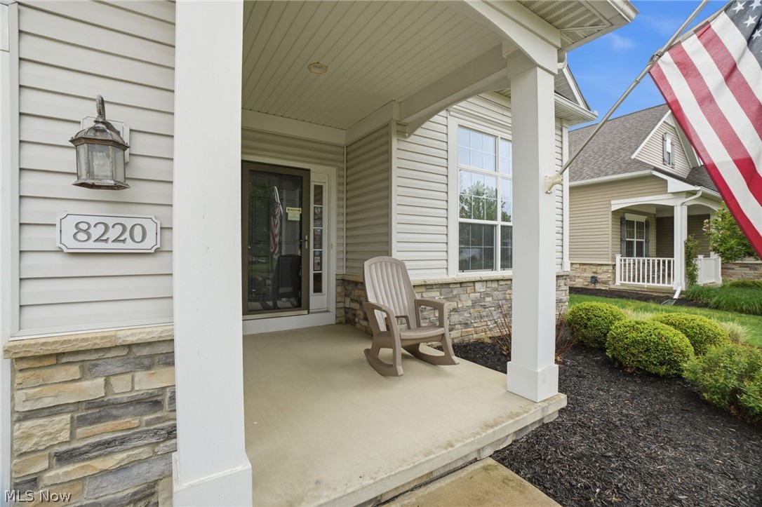 8220 Manor Gate Way Mentor OH 44060