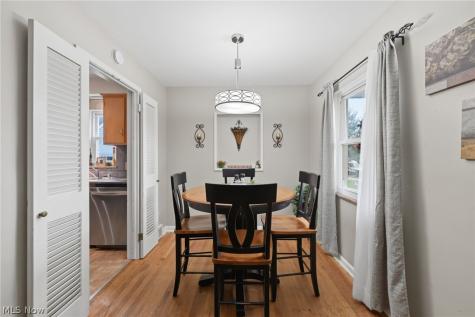 16285 Craigmere Drive Middleburg Heights OH 44130