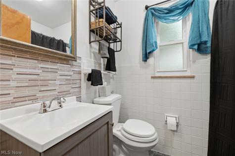 16285 Craigmere Drive Middleburg Heights OH 44130