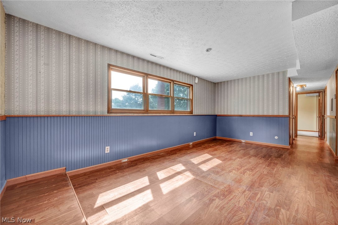 275 Smedley Drive Washingtonville OH 44490