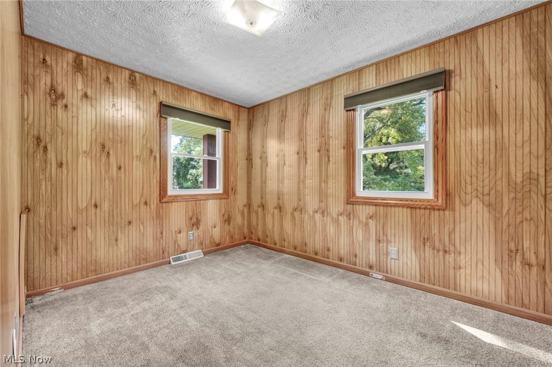 275 Smedley Drive Washingtonville OH 44490