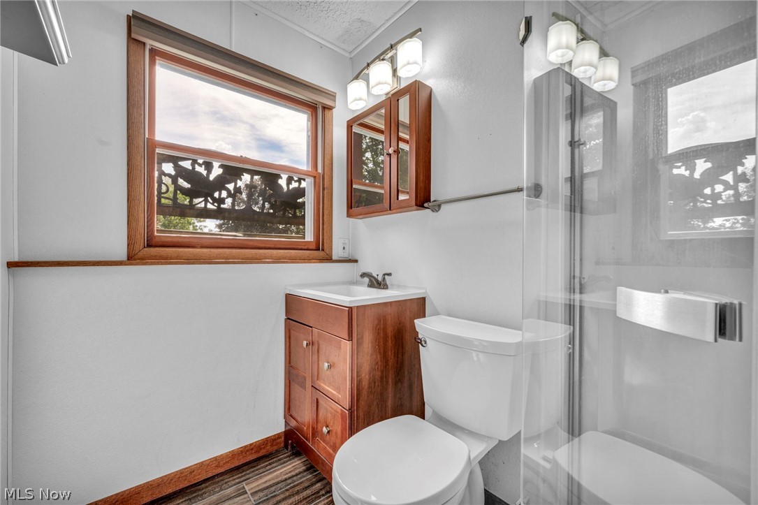 275 Smedley Drive Washingtonville OH 44490