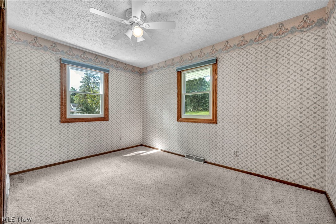 275 Smedley Drive Washingtonville OH 44490