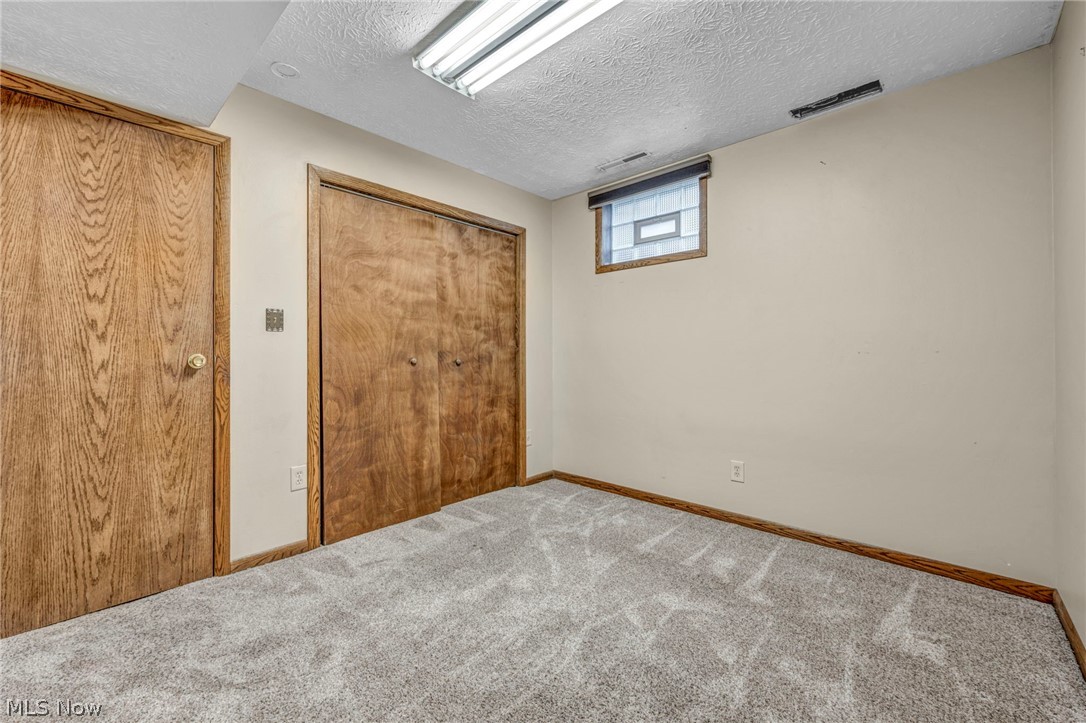 275 Smedley Drive Washingtonville OH 44490