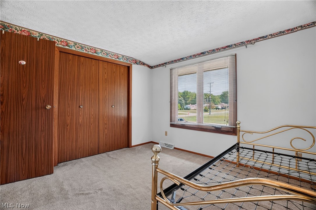 779 Cricket Avenue Conneaut OH 44030