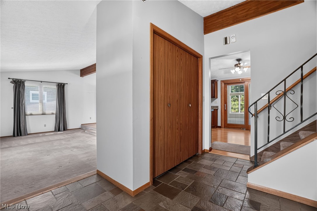 779 Cricket Avenue Conneaut OH 44030