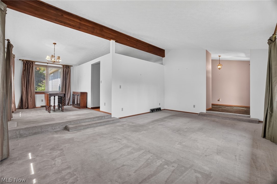 779 Cricket Avenue Conneaut OH 44030