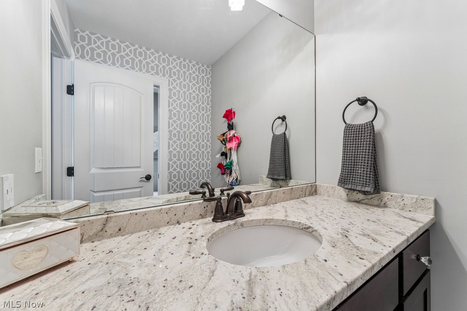 2982 Blue Heron Medina OH 44256