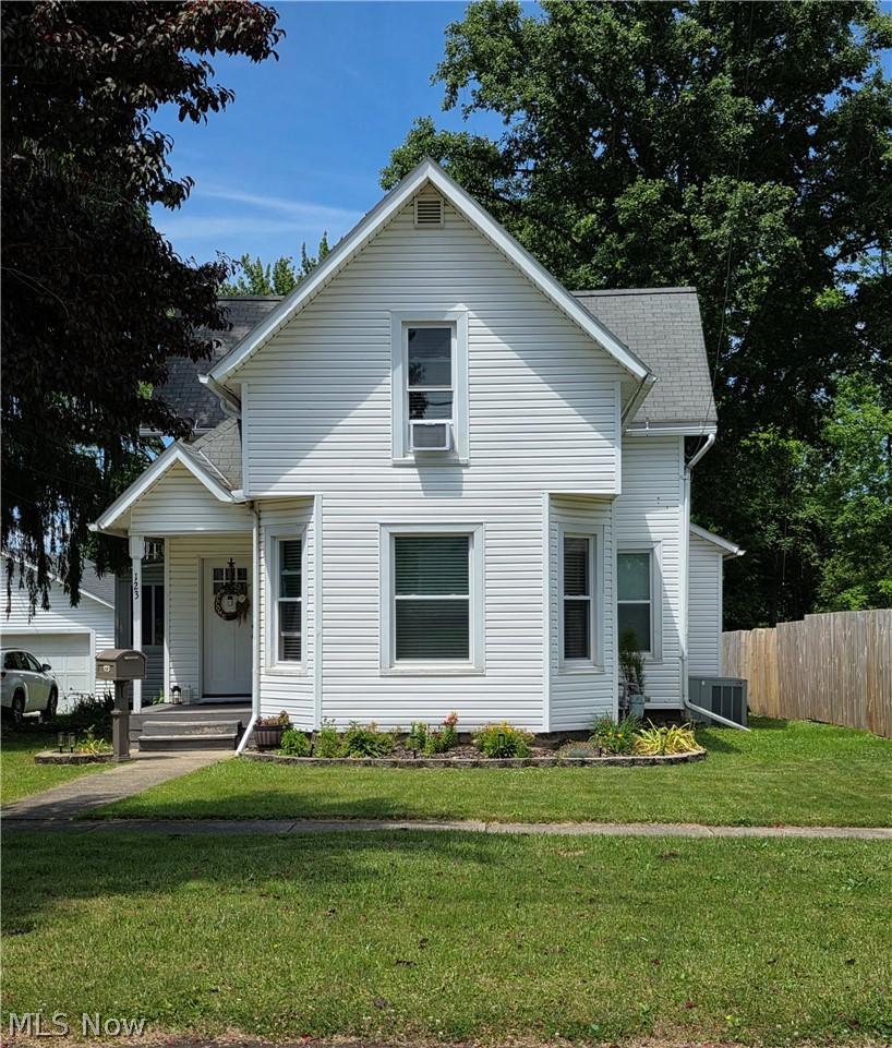 123 High Street New London OH 44851