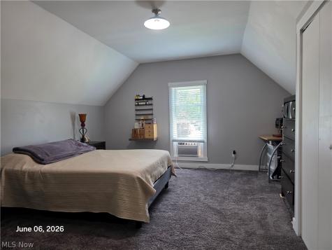 123 High Street New London OH 44851
