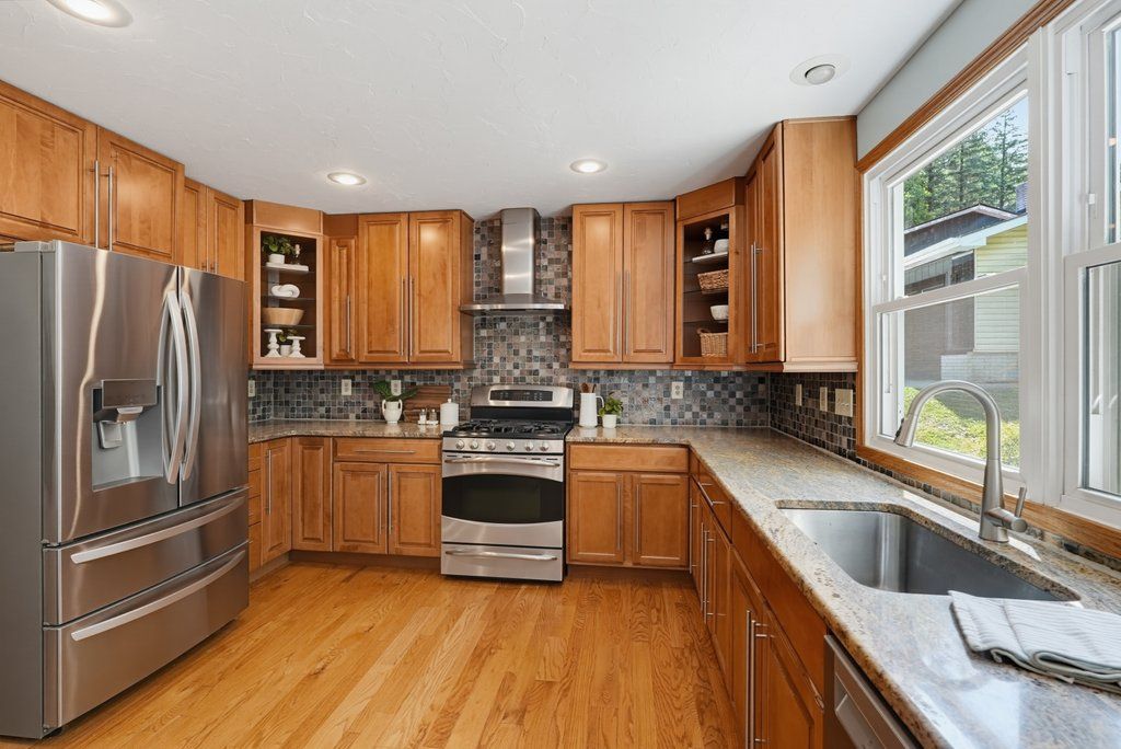416 Apple Hill Drive Sagamore Hills OH 44067