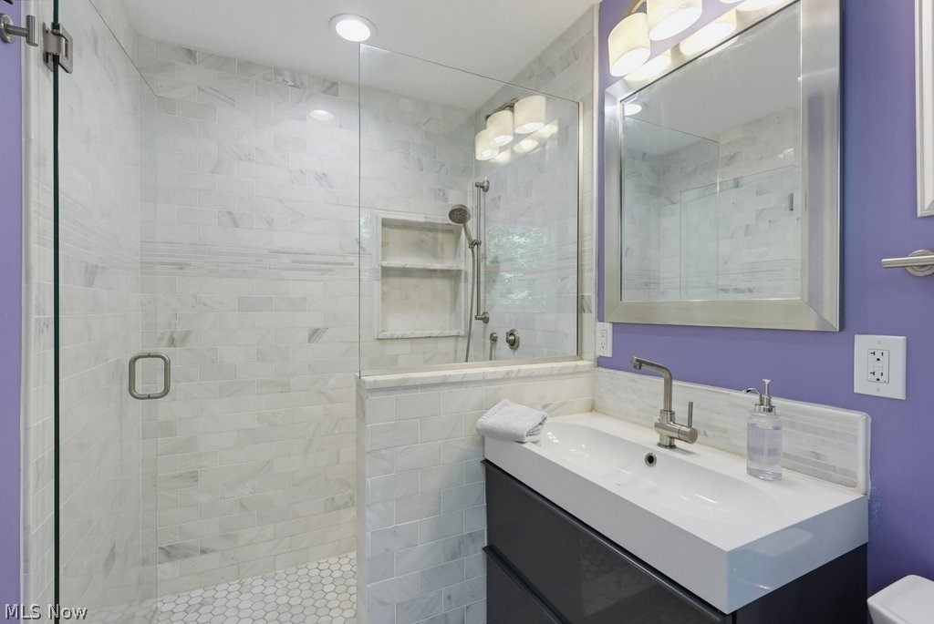 416 Apple Hill Drive Sagamore Hills OH 44067