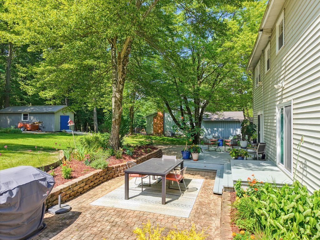 416 Apple Hill Drive Sagamore Hills OH 44067