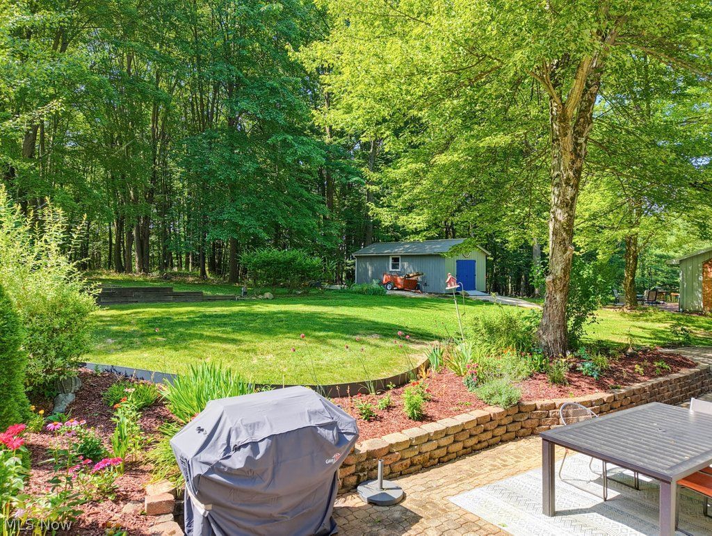 416 Apple Hill Drive Sagamore Hills OH 44067