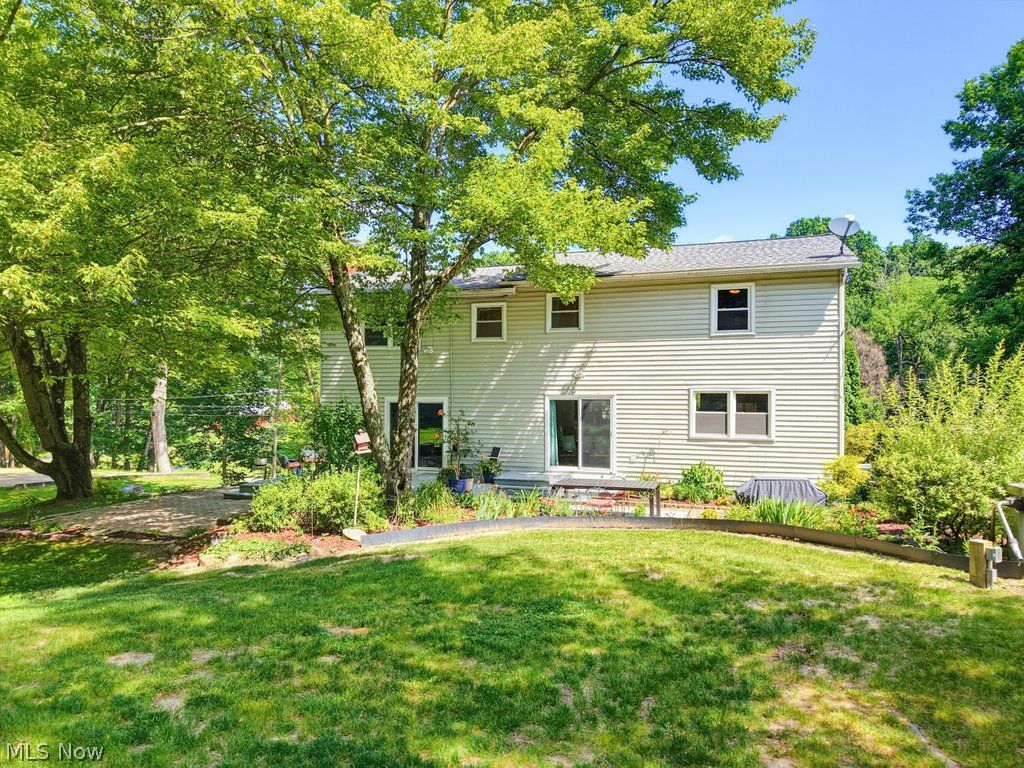 416 Apple Hill Drive Sagamore Hills OH 44067