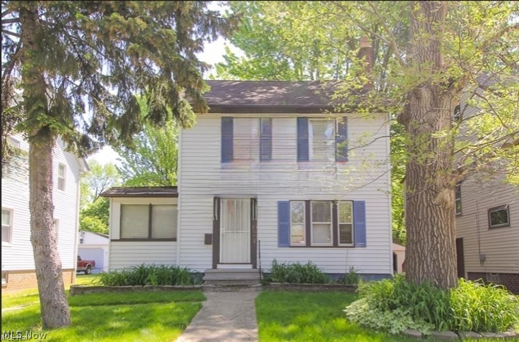 971 Rushleigh Road Cleveland Heights OH 44121