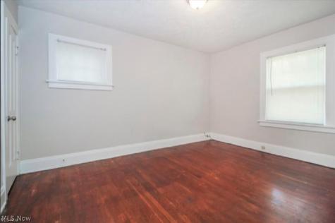 971 Rushleigh Road Cleveland Heights OH 44121