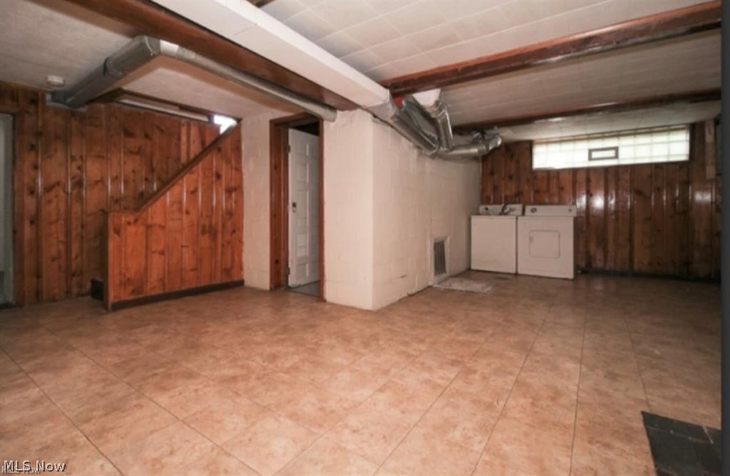 971 Rushleigh Road Cleveland Heights OH 44121